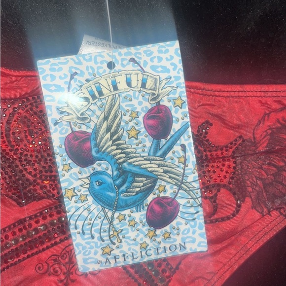 Bought these but sadly don’t fit! - Picture 3 of 3